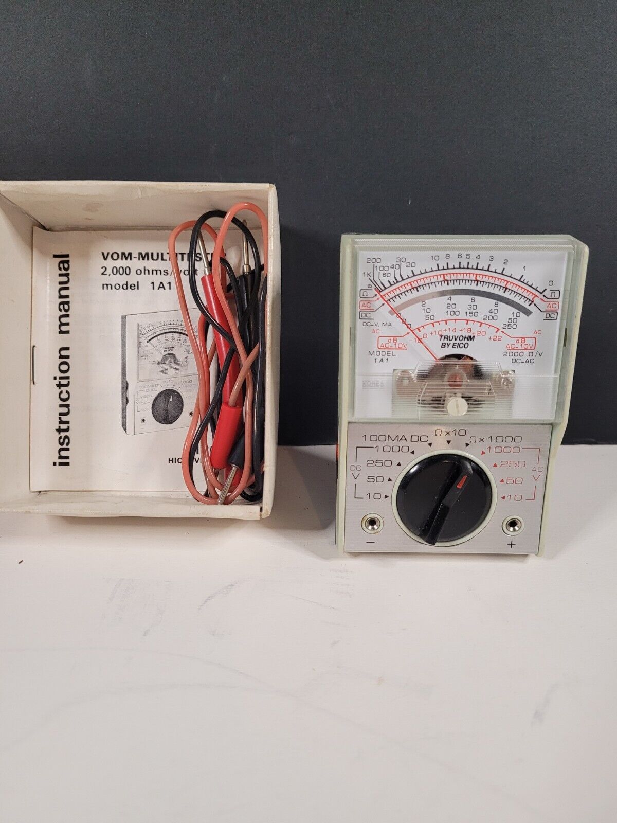 Vintage Truvohm By Eico Model 1A1 / 2000 ohms/volt DC & AC VOM-Multitester