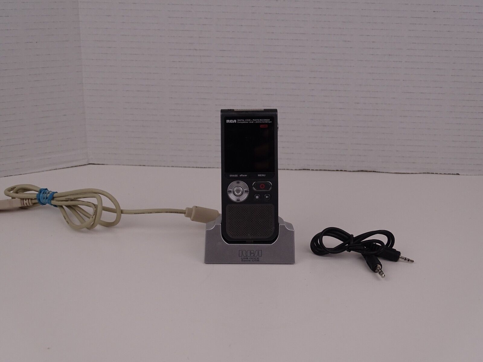 RCA Digital 128 MB Built in Flash Memory Voice Recorder RP5050A