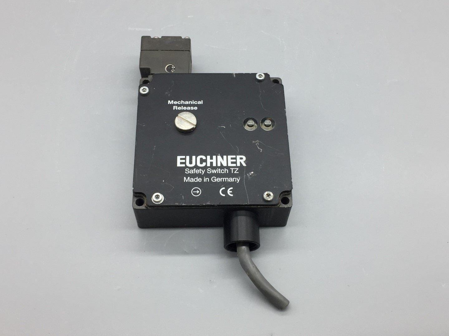  EUCHNER TZ1LE024M SAFETY SWITCH 24VDC TESTED/EXCELLENT 