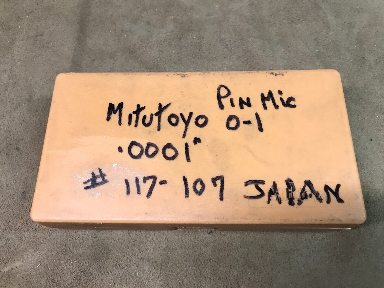 Vintage Mitutoyo #117-107 pin micrometer .0001 range 0-1