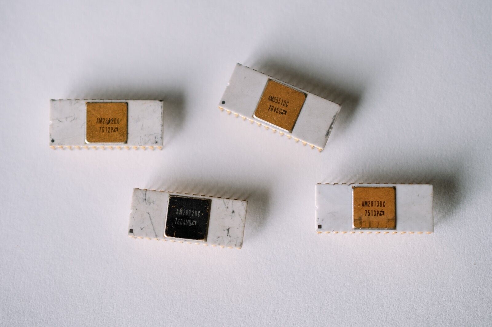 AMD AM2813DC Vintage Ceramic Integrated Circuit