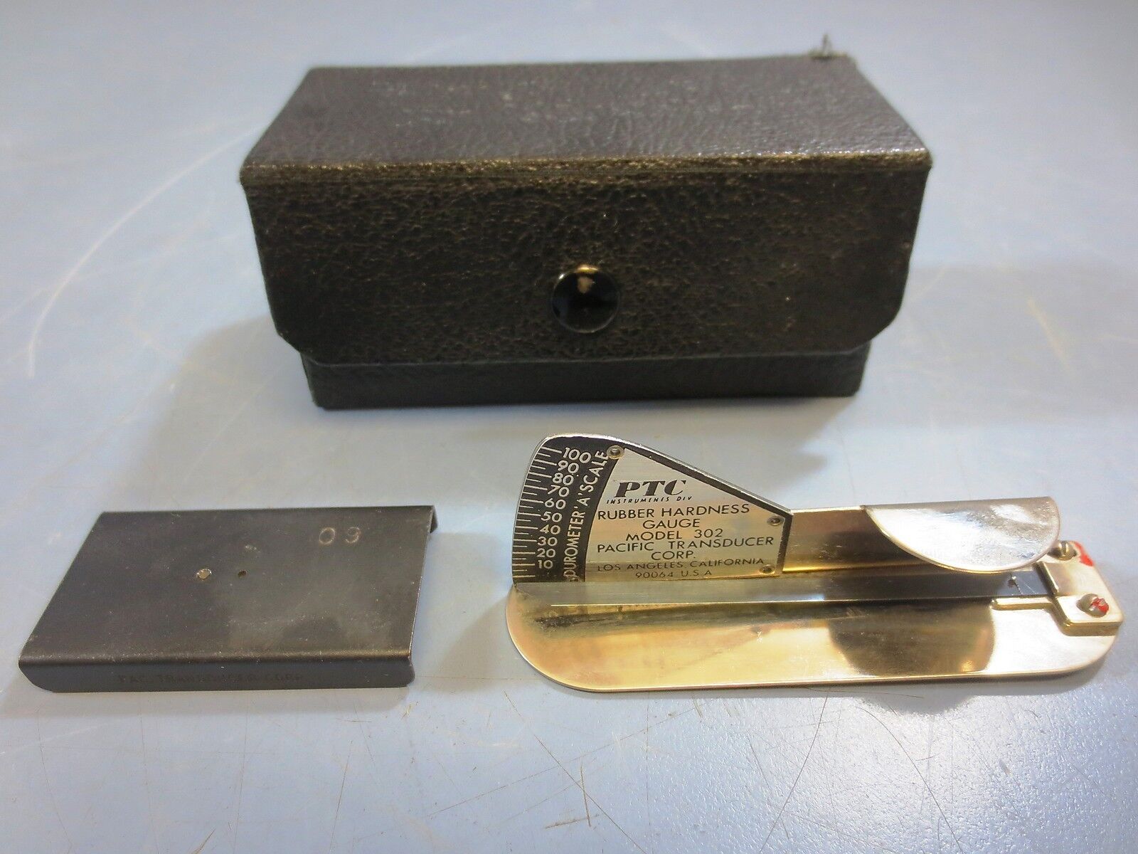 Vintage PTC Pacific Transducer Corp Rubber Hardess Gauge, Model 302, Durometer
