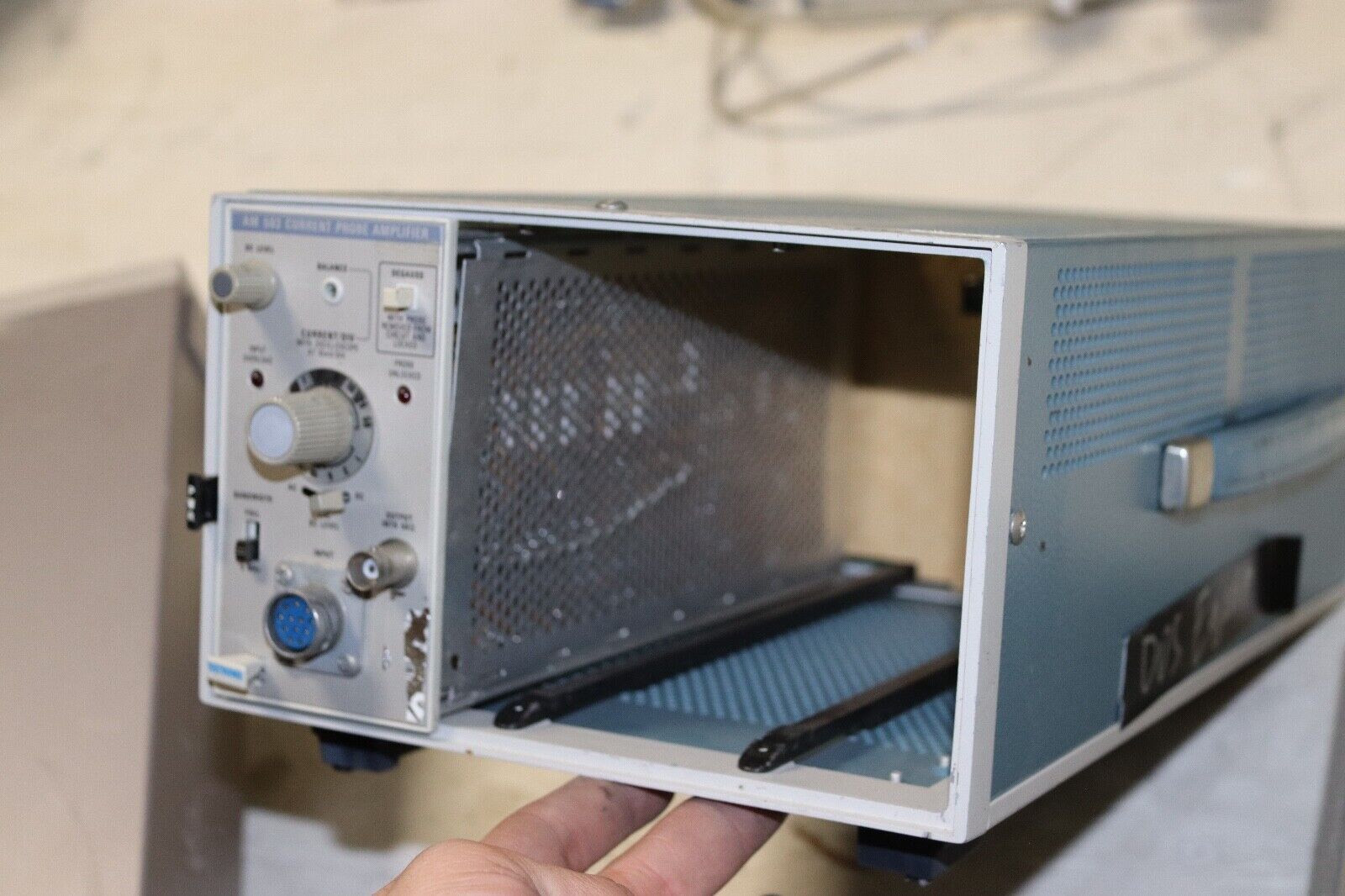 Tektronix TM503 Mainframe 3 - Slot Chassis WITH AM503 CURRENT PROBE AMPLIFIER