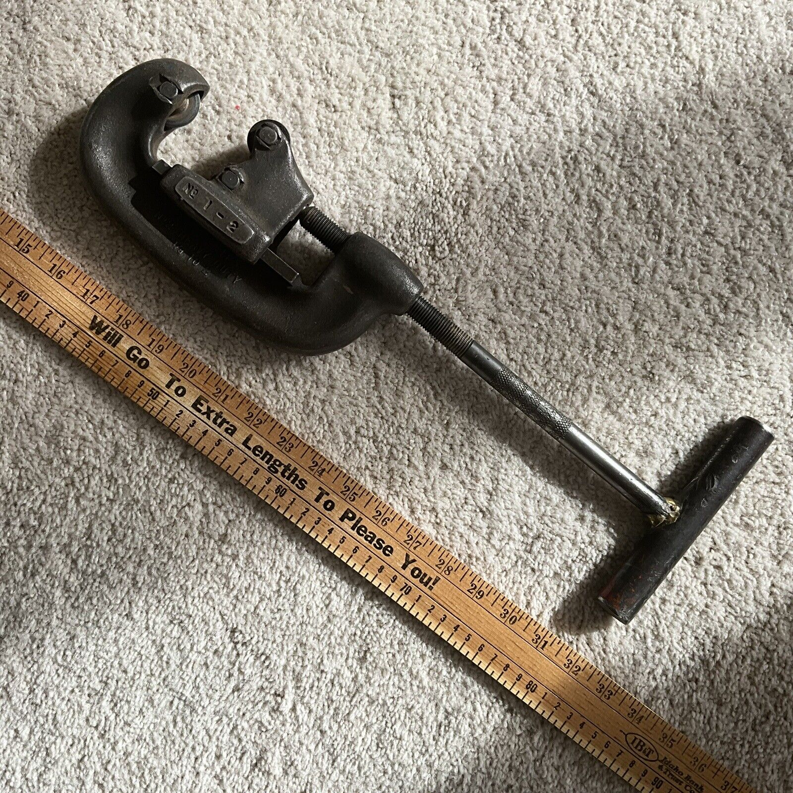 Vintage Rigid No. 2 Heavy Duty No. 1 & 2 Pipe Cutter Tool 1/8\