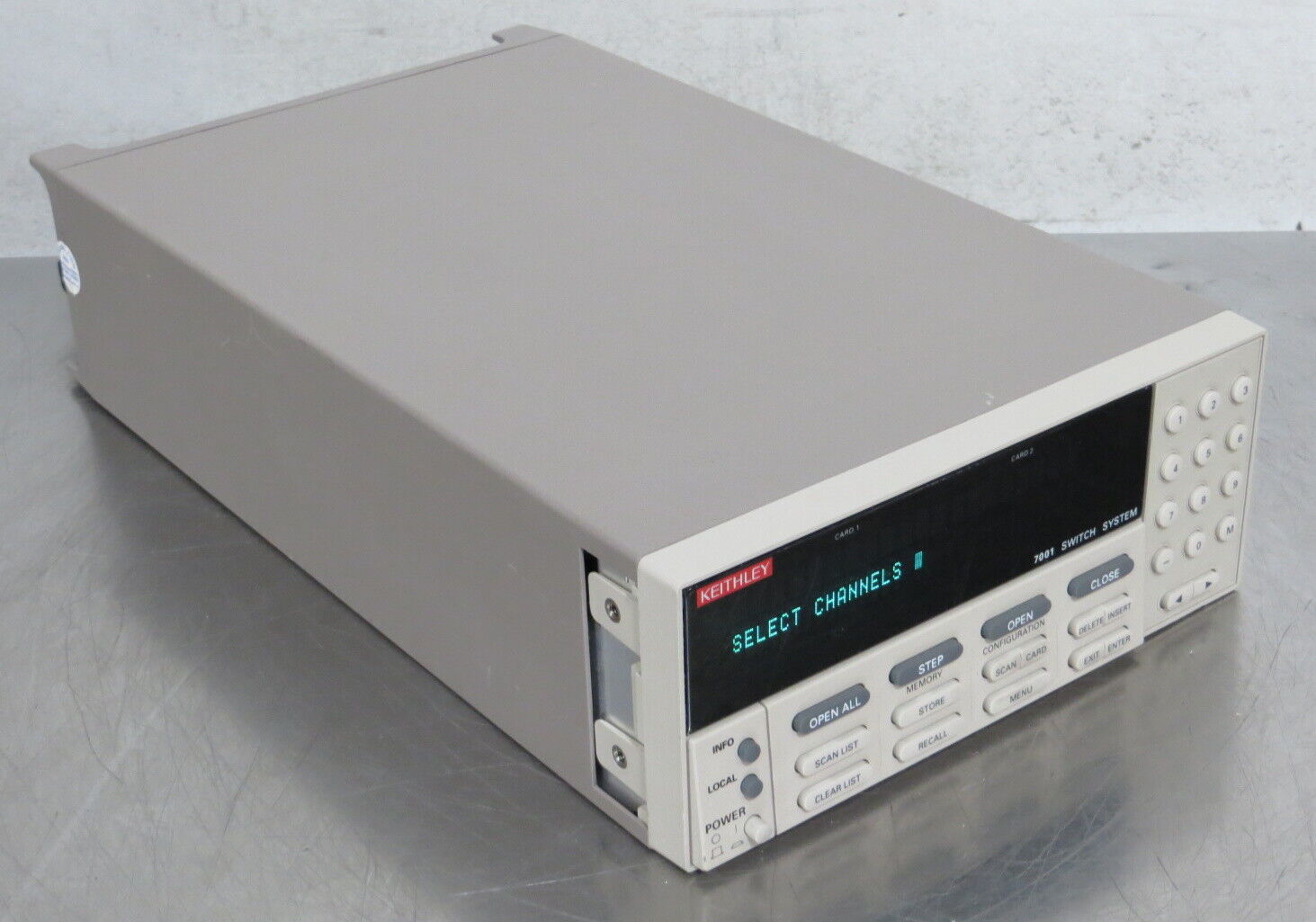 T189561 Keithley 7001 Switch System Mainframe