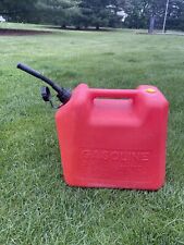 VINTAGE PLASTIC BLITZ PLASTIC 5 GALLON GAS CAN VENTED STYLE ONE HANDLE picture