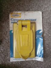 Hubbell Corrosion Resistant Vertical Weatherproof Cover Vintage New Yellow picture