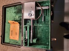 Victoreen Model 70 Condenser r-Meter Detecter, with Case,All Original VERY RARE picture
