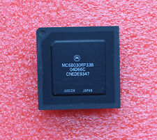 1pcs MC68030RP33B 32-BIT Vintage Microcontroller 33MHz PGA picture