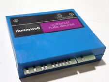 Honeywell R7849 A 1023 Ultraviolet Flame Amplifier R7849A1023 picture