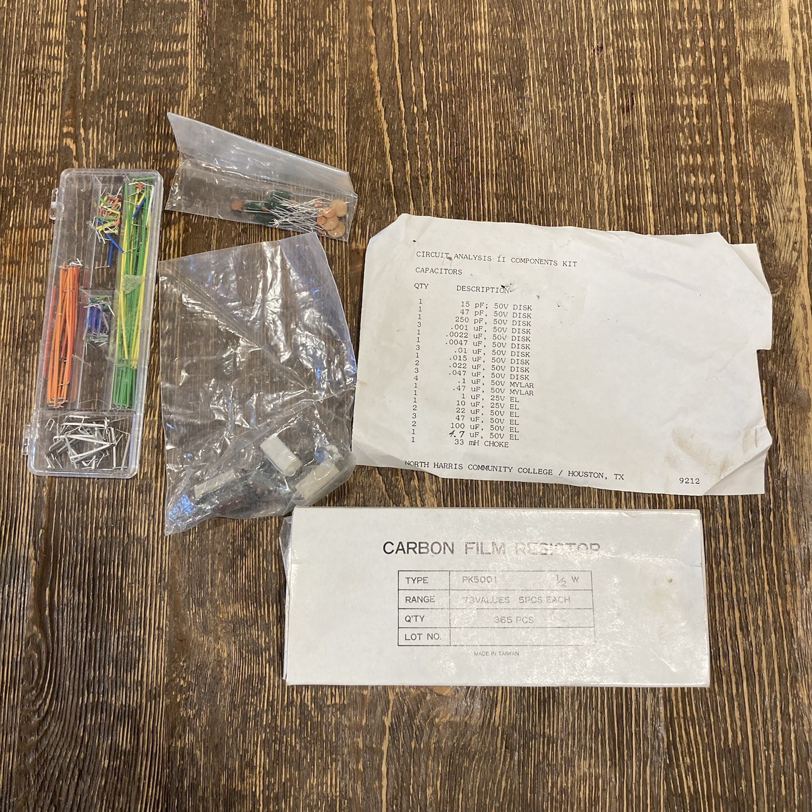 Vintage Circuit Analysis Court Kit With Carbon Film Resistors PK5001 1/2W Vintage Circuit Analysis Court Kit With Carbon Film Resistors PK5001 1/2W